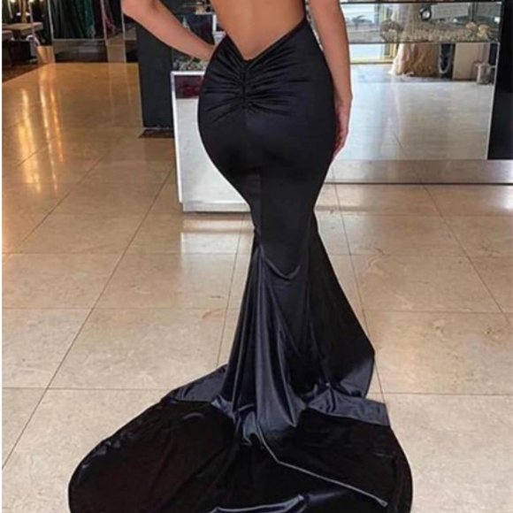 Prom Event Dress Portia and Scarlet black - Picture 5 of 8